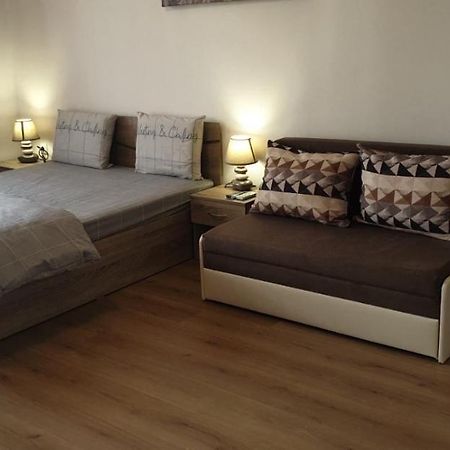Villa Rossa Apartments Ravda Ngoại thất bức ảnh