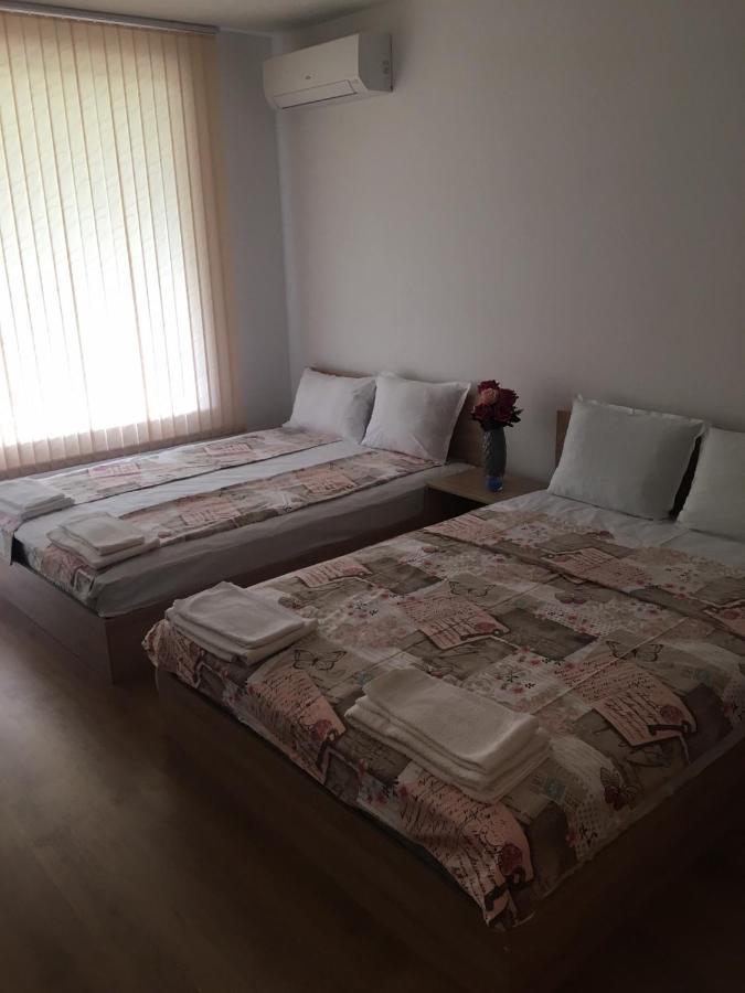 Villa Rossa Apartments Ravda Ngoại thất bức ảnh