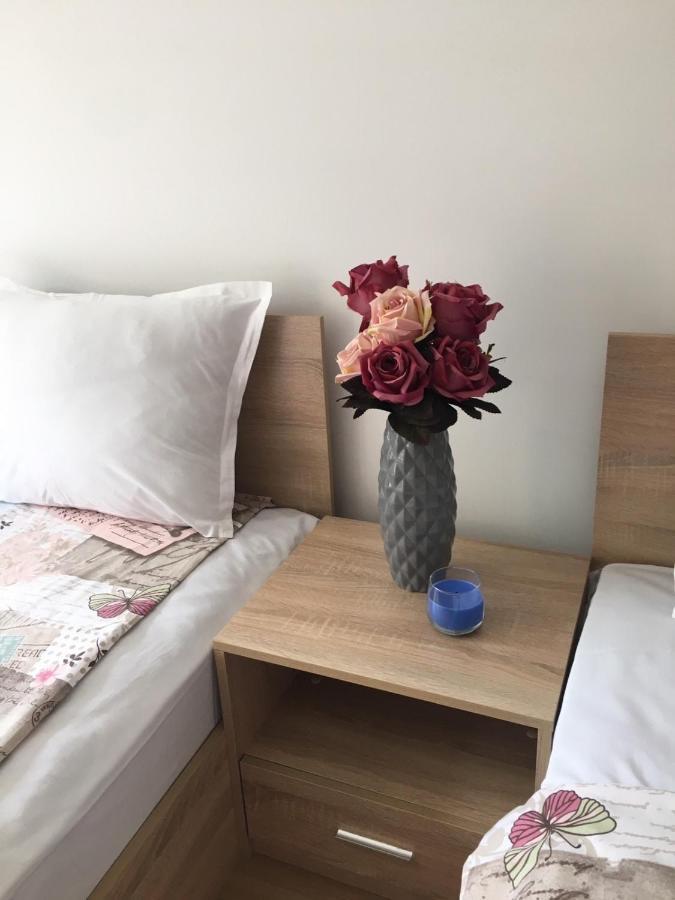 Villa Rossa Apartments Ravda Ngoại thất bức ảnh