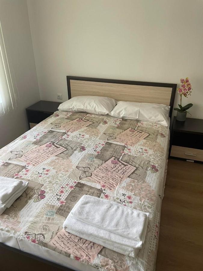 Villa Rossa Apartments Ravda Ngoại thất bức ảnh